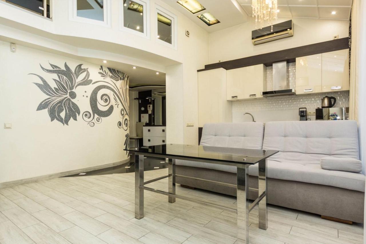키시나우 Penthouse On Strada Ismail 58/1 아파트 외부 사진